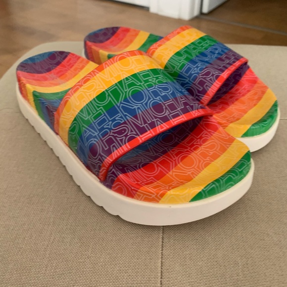 Michael Kors - Picture 1 of 2